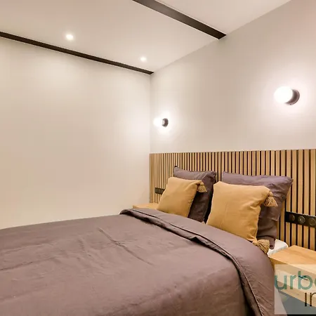 Urban Flat 170 - Amelot In Center Of Appartamento Parigi