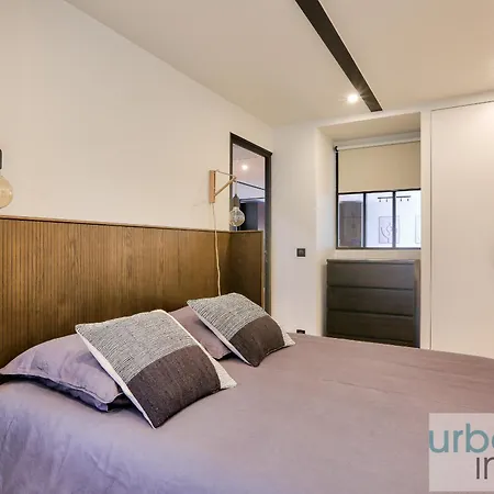 Urban Flat 170 - Amelot In Center Of Appartamento *